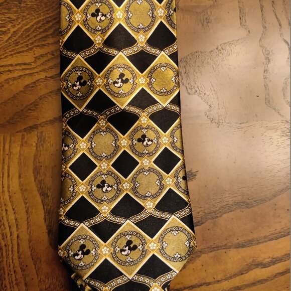 Silky Disney Mickey Mouse Tie - Picture 5 of 5